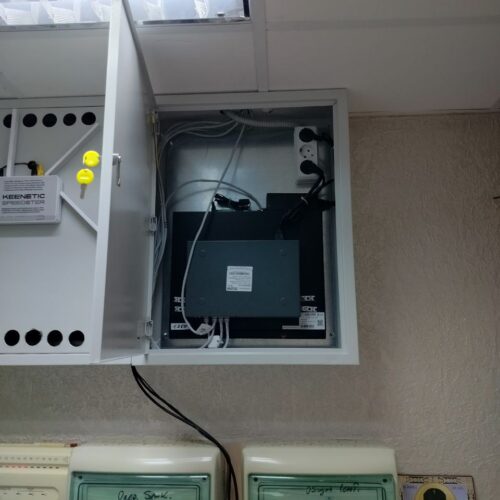 Установка системы видеонаблюдения и сетевого оборудования в медицинском центре